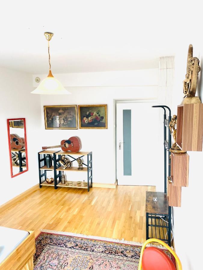 Room In City Center Near U6,U3 And Westbahnhof 비엔나 외부 사진